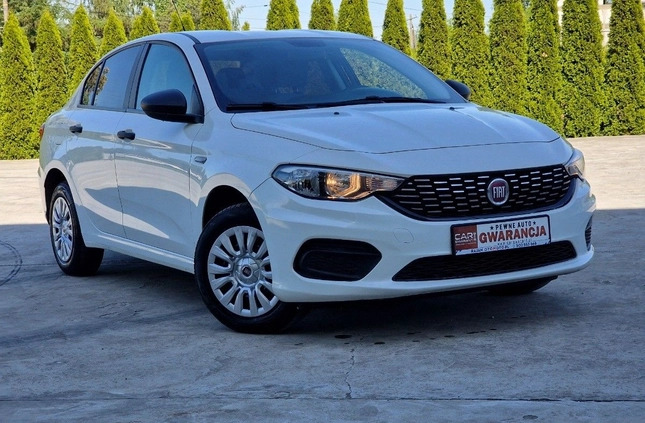 Fiat Tipo cena 44570 przebieg: 141000, rok produkcji 2018 z Nowy Tomyśl małe 529